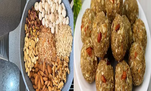 सेहत बढ़ाने वाले लड्डू, घर पर ऐसे बनाएं 8 आसान स्टेप्स में सेहत बढ़ाने वाले लड्डू, घर पर ऐसे बनाएं 8 आसान स्टेप्स में