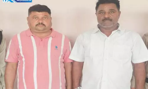 स्क्रैप चोरी का मास्टर माइंड गिरफ्तार, दुर्ग पुलिस को मिली सफलता स्क्रैप चोरी का मास्टर माइंड गिरफ्तार, दुर्ग पुलिस को मिली सफलता