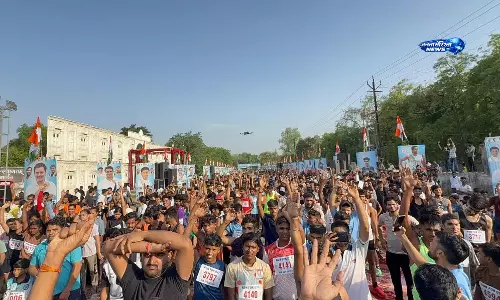 ग्वालियर में यूथ कांग्रेस की ‘रन फॉर OTF’ मैराथन, वन टाइम फीस की मांग को लेकर जुटे युवा