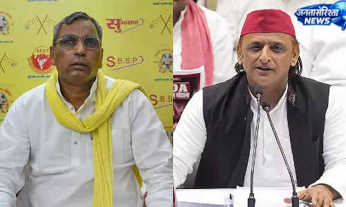 UP में राजनीतिक बयानबाजी तेज, SP में फूट के दावे पर सियासी घमासान UP में राजनीतिक बयानबाजी तेज, SP में फूट के दावे पर सियासी घमासान