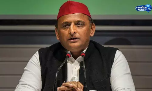 अखिलेश यादव: गोरखपुर में सपा का बड़ा बयान अखिलेश यादव: गोरखपुर में सपा का बड़ा बयान