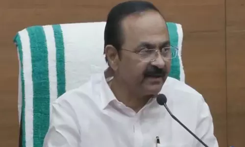 RSS कार्यक्रम में शामिल होने पर CM सतीसन ने VC की आलोचना की