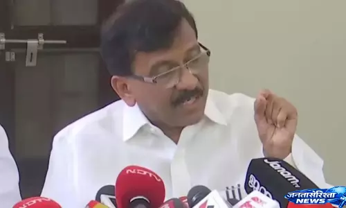 बागी सांसदों को लेकर Sanjay Raut  ने जताई नाराजगी