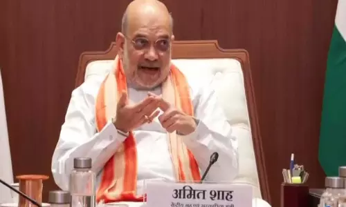 अमित शाह ने नेशनल साइबरक्राइम हेल्पलाइन 1930 की समीक्षा की, AI अपग्रेड करने को कहा अमित शाह ने नेशनल साइबरक्राइम हेल्पलाइन 1930 की समीक्षा की, AI अपग्रेड करने को कहा