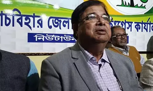 कोलकाता के फूलबागान में टीएमसी नेता उदयन गुहा गिरफ्तार कोलकाता के फूलबागान में टीएमसी नेता उदयन गुहा गिरफ्तार