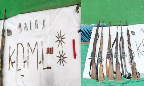 राइफल, बंदूकें, कारतूस और डेटोनेटर बरामद, माओवादियों की साजिश नाकाम राइफल, बंदूकें, कारतूस और डेटोनेटर बरामद, माओवादियों की साजिश नाकाम