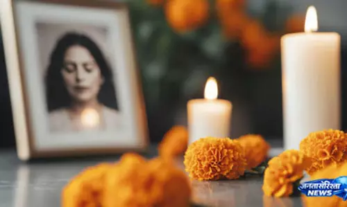 पूर्वजों की तस्वीर लगाने से पहले जानें जरूरी नियम
