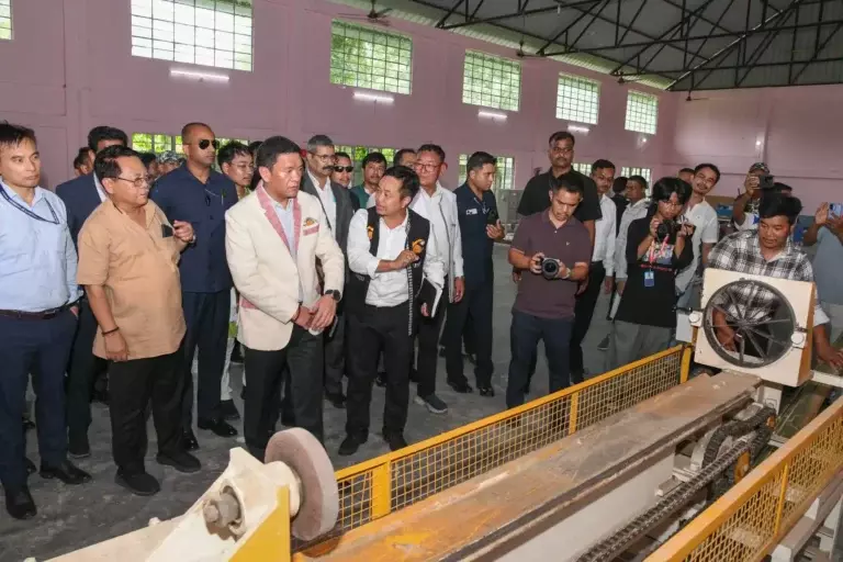 Arunachal की अर्थव्यवस्था में बांस की अहम भूमिका, सीएम खांडू ने बांस को बताया ‘हरा सोना’ Arunachal की अर्थव्यवस्था में बांस की अहम भूमिका, सीएम खांडू ने बांस को बताया ‘हरा सोना’