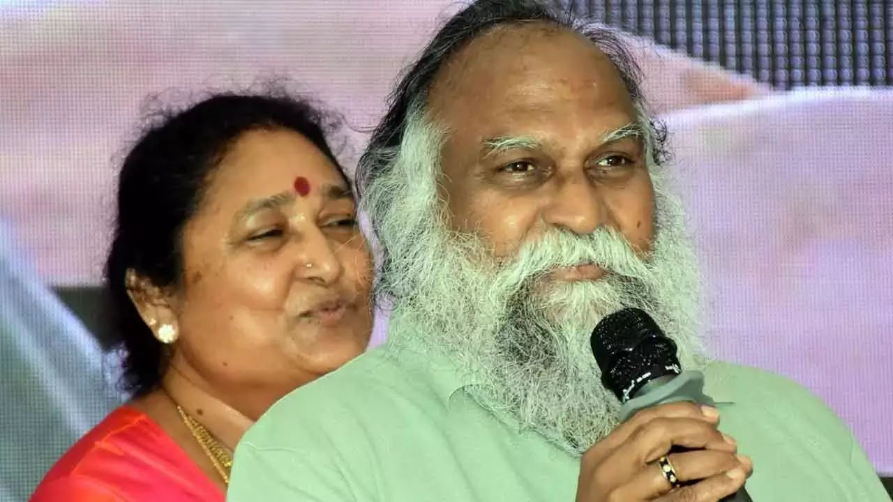 निर्मला संगारेड्डी से कांग्रेस उम्मीदवार के तौर पर चुनाव लड़ेंगी निर्मला संगारेड्डी से कांग्रेस उम्मीदवार के तौर पर चुनाव लड़ेंगी