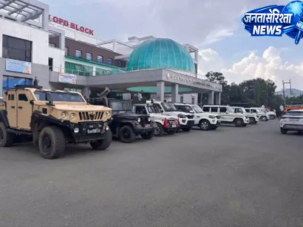 Manipur: हेल्थकेयर वर्कर्स ने सुरक्षा बलों द्वारा युद्ध जैसी स्थिति पैदा करने की निंदा Manipur: हेल्थकेयर वर्कर्स ने सुरक्षा बलों द्वारा युद्ध जैसी स्थिति पैदा करने की निंदा