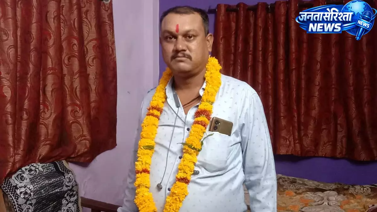 Indore : शराब के नशे में झगड़ा, बैंक कर्मचारी की बेरहमी से हत्या, दोस्त गिरफ्तार Indore : शराब के नशे में झगड़ा, बैंक कर्मचारी की बेरहमी से हत्या, दोस्त गिरफ्तार