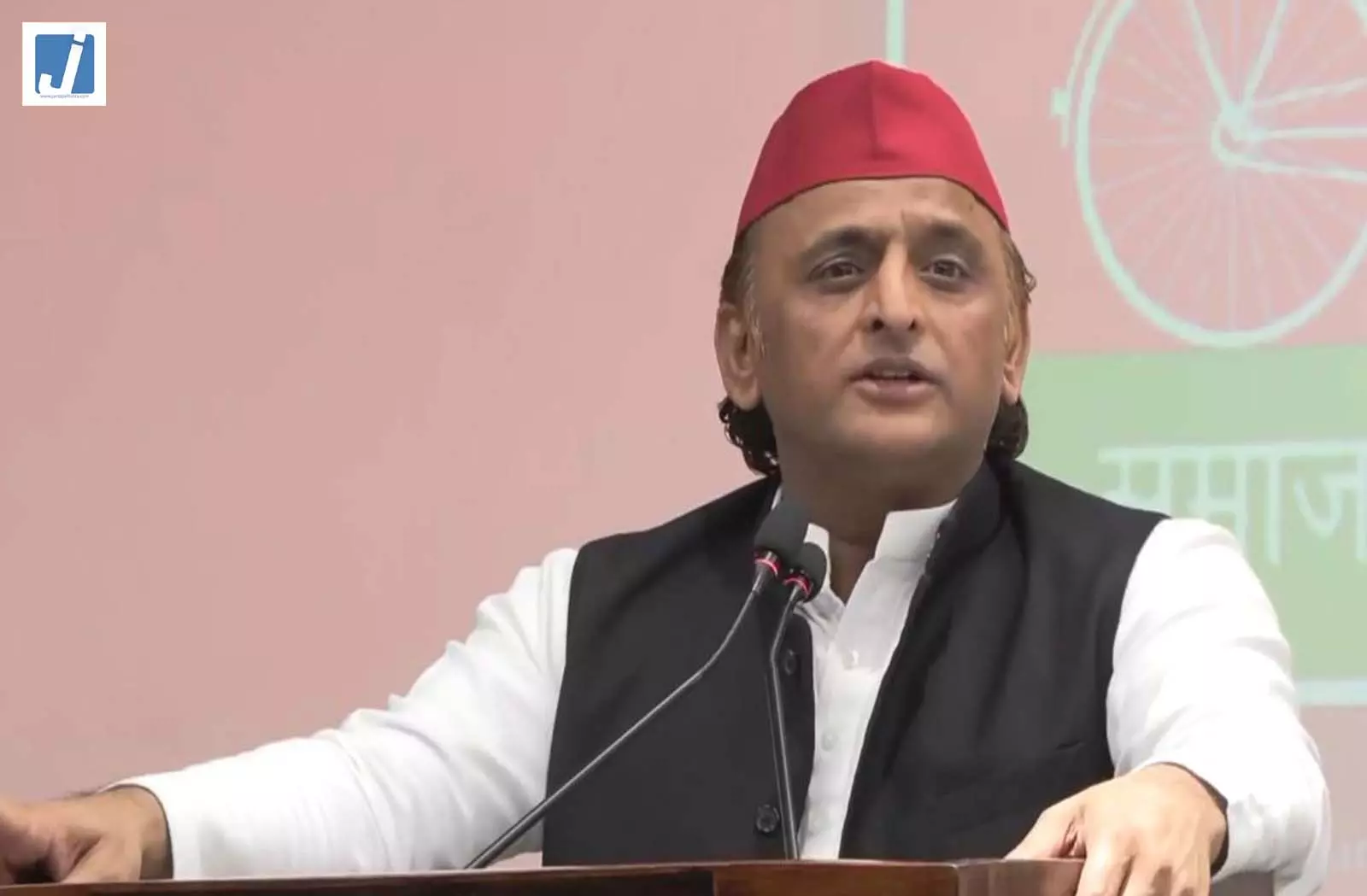 मंत्री का बड़ा राजनीतिक दावा, समाजवादी पार्टी में बड़ी टूट होगी मंत्री का बड़ा राजनीतिक दावा, समाजवादी पार्टी में बड़ी टूट होगी