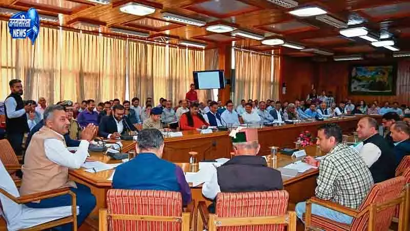 Himachal: शिक्षा मंत्री ने जनता की समस्याओं पर त्वरित कार्रवाई का आग्रह किया Himachal: शिक्षा मंत्री ने जनता की समस्याओं पर त्वरित कार्रवाई का आग्रह किया