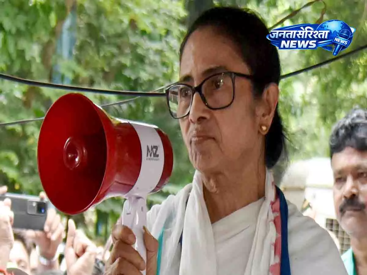 Bengal: तृणमूल नेताओं के विरोध में अंडे फेंकने का तरीका सामने आया Bengal: तृणमूल नेताओं के विरोध में अंडे फेंकने का तरीका सामने आया