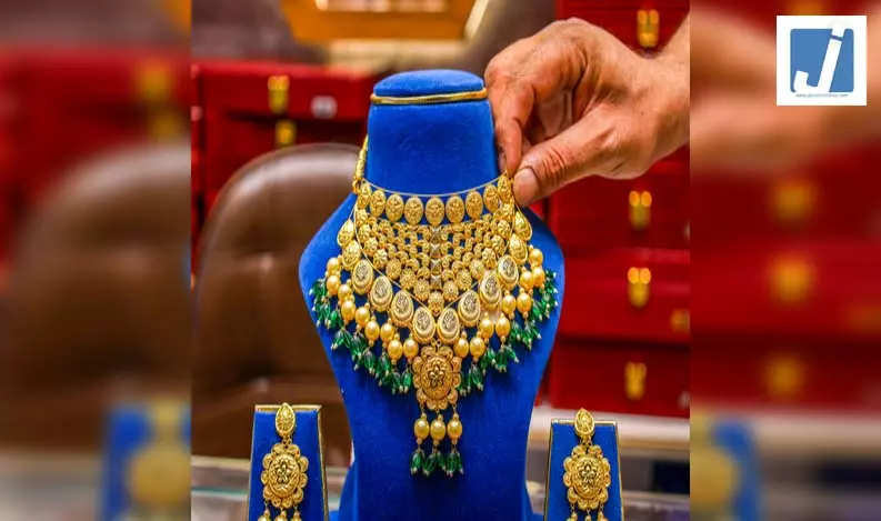 सोने-चांदी की कीमतों में आई गिरावट, घटी सुरक्षित निवेश की मांग