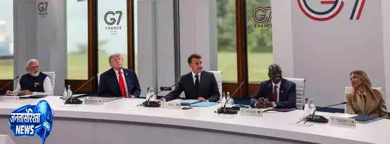G7 समिट: माइक ऑफ होने पर नेताओं की बातचीत चर्चा में G7 समिट: माइक ऑफ होने पर नेताओं की बातचीत चर्चा में