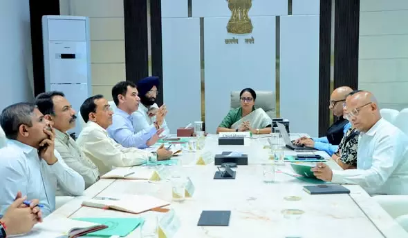New Delhi: दिल्ली सरकार की नई पहल, वृक्षारोपण अभियान की शुरुआत New Delhi: दिल्ली सरकार की नई पहल, वृक्षारोपण अभियान की शुरुआत