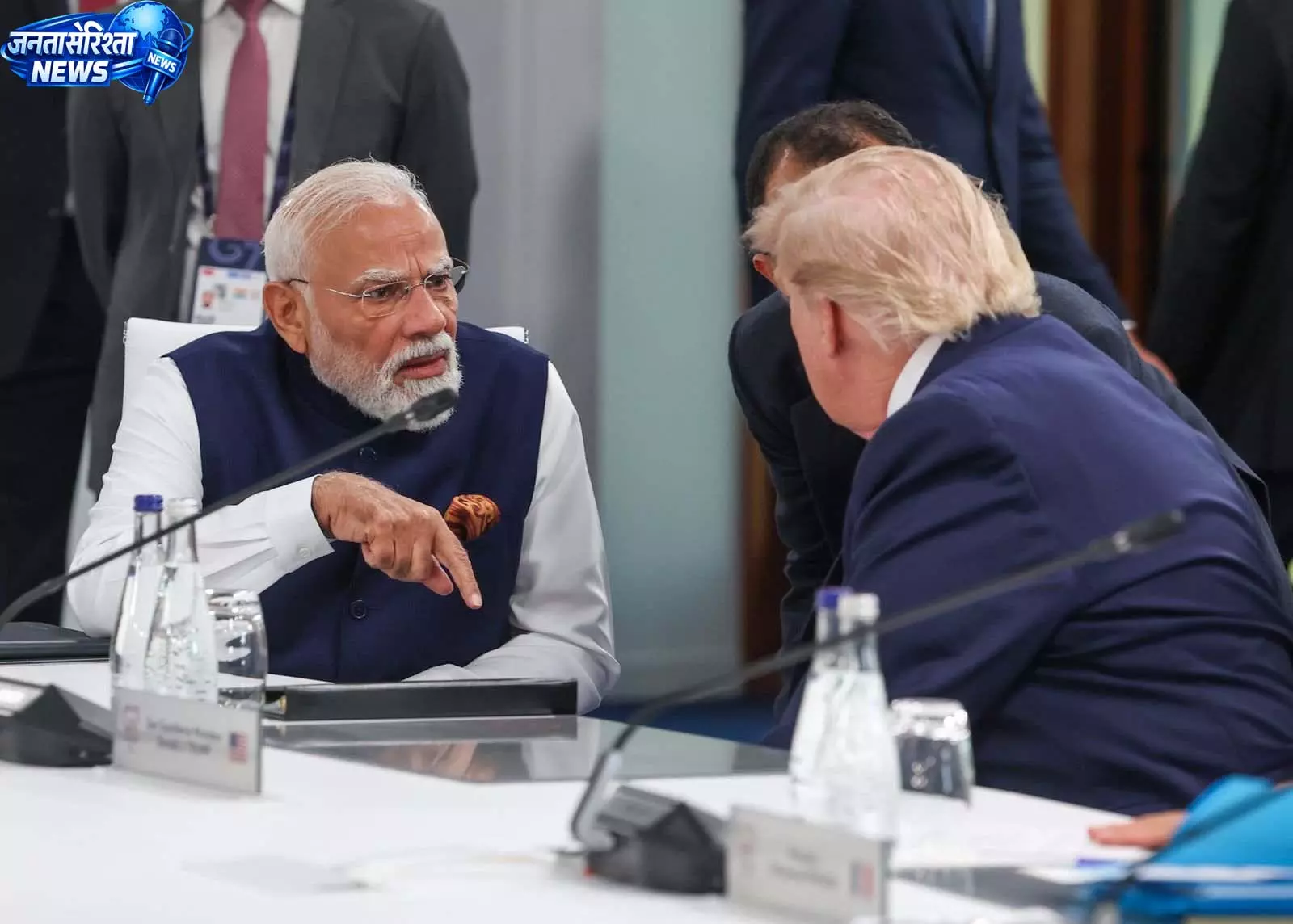 BIG BREAKING: डोनाल्ड ट्रंप से मिले प्रधानमंत्री नरेंद्र मोदी BIG BREAKING: डोनाल्ड ट्रंप से मिले प्रधानमंत्री नरेंद्र मोदी