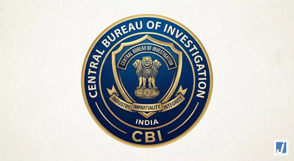 4 करोड़ के घोटाले पर CBI का बड़ा एक्शन! 14 ठिकानों पर छापेमारी 4 करोड़ के घोटाले पर CBI का बड़ा एक्शन! 14 ठिकानों पर छापेमारी