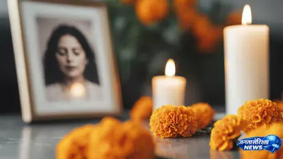 पूर्वजों की तस्वीर लगाने से पहले जानें जरूरी नियम पूर्वजों की तस्वीर लगाने से पहले जानें जरूरी नियम