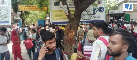 बिहार में सिपाही भर्ती परीक्षा शांतिपूर्ण संपन्न, दो पालियों में हुए एग्जाम बिहार में सिपाही भर्ती परीक्षा शांतिपूर्ण संपन्न, दो पालियों में हुए एग्जाम
