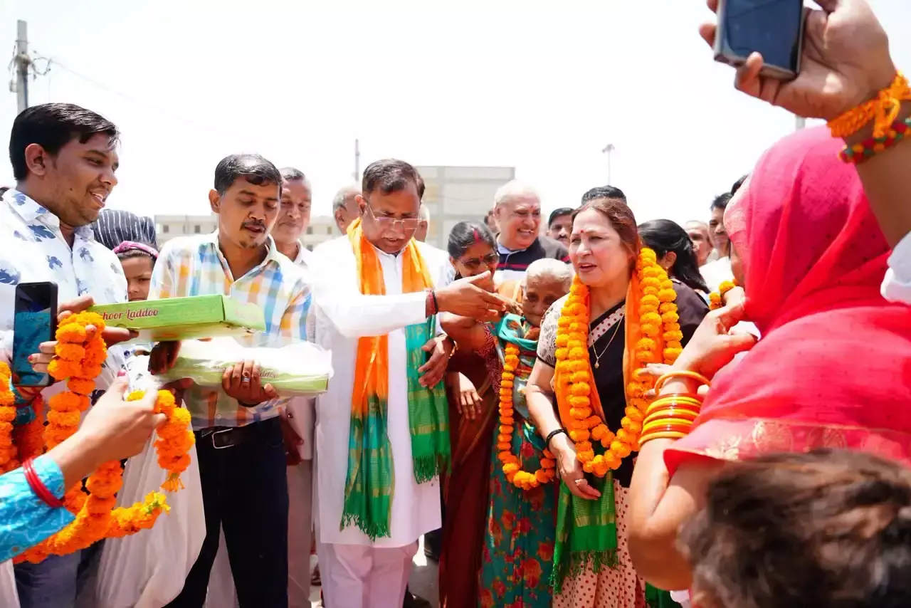 New Delhi: सत्या शर्मा ने मुकुंदपुर वार्ड में विकास कार्यों का निरीक्षण किया New Delhi: सत्या शर्मा ने मुकुंदपुर वार्ड में विकास कार्यों का निरीक्षण किया