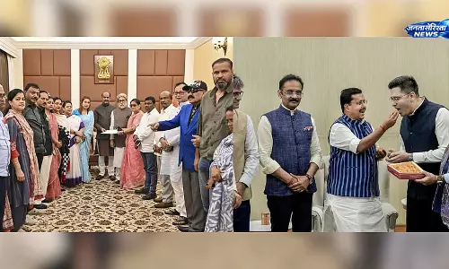 Delhi : संसद में दल-बदल पर सियासी चर्चा तेज Delhi : संसद में दल-बदल पर सियासी चर्चा तेज