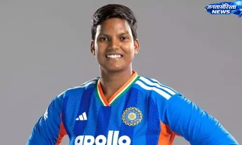 Deepti शर्मा ने रचा इतिहास, झूलन गोस्वामी की बराबरी करते हुए 355 अंतरराष्ट्रीय विकेट पूरे Deepti शर्मा ने रचा इतिहास, झूलन गोस्वामी की बराबरी करते हुए 355 अंतरराष्ट्रीय विकेट पूरे