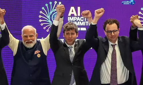 भारत AI समिट में हाथ न मिलाने की घटना पर बोले Anthropic CEO भारत AI समिट में हाथ न मिलाने की घटना पर बोले Anthropic CEO