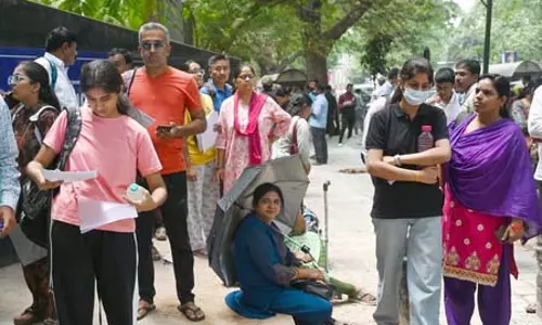 दिल्ली सरकार की बड़ी पहल, नीट परीक्षा में अभिभावकों के लिए बनाए जाएंगे कूलिंग जोन दिल्ली सरकार की बड़ी पहल, नीट परीक्षा में अभिभावकों के लिए बनाए जाएंगे कूलिंग जोन