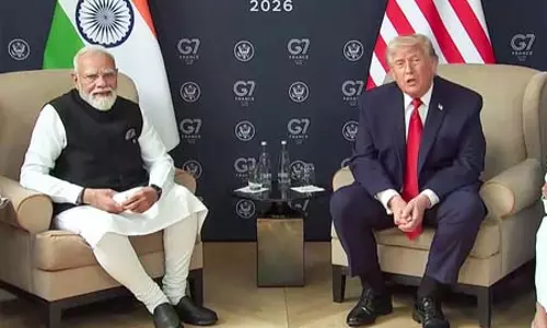 पीएम मोदी और राष्ट्रपति ट्रंप की फ्रांस में हुई पहली बैठक, व्यापार से लेकर पश्चिम एशिया तक 9 मुद्दों पर हुई चर्चा पीएम मोदी और राष्ट्रपति ट्रंप की फ्रांस में हुई पहली बैठक, व्यापार से लेकर पश्चिम एशिया तक 9 मुद्दों पर हुई चर्चा