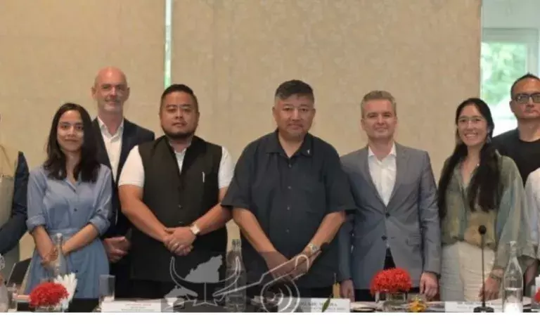 Nagaland में फ्रांसीसी प्रतिनिधिमंडल की छह दिवसीय यात्रा संपन्न Nagaland में फ्रांसीसी प्रतिनिधिमंडल की छह दिवसीय यात्रा संपन्न