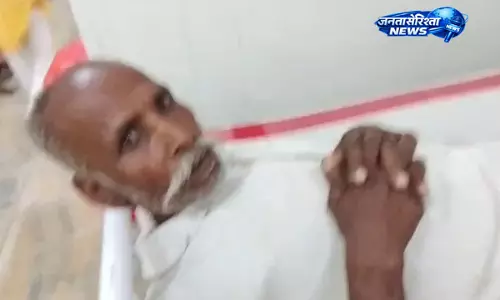 Bihar : मगरमच्छ के हमले में फंसे किसान को ग्रामीणों ने बचाया
