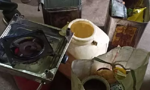 Jind: खाद्य सुरक्षा विभाग ने नियमों के उल्लंघन पर कार्रवाई की Jind: खाद्य सुरक्षा विभाग ने नियमों के उल्लंघन पर कार्रवाई की