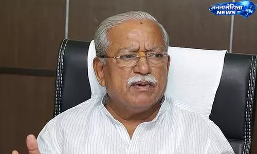 RSS पर बयान को लेकर BJP सांसद रमेश जिगाजिनागी का प्रियांक खड़गे पर पलटवार RSS पर बयान को लेकर BJP सांसद रमेश जिगाजिनागी का प्रियांक खड़गे पर पलटवार