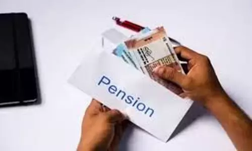 Chandigarh: सरकार ने कर्मचारियों के लिए पेंशन विकल्पों का दायरा बढ़ाया Chandigarh: सरकार ने कर्मचारियों के लिए पेंशन विकल्पों का दायरा बढ़ाया