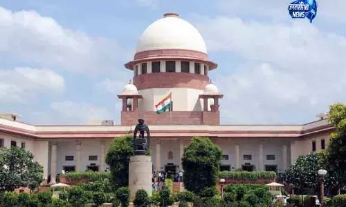 Delhi CJI सूर्य कांत की बेंच से जल्द सुनवाई की मांग Delhi CJI सूर्य कांत की बेंच से जल्द सुनवाई की मांग