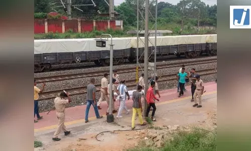 RPF जवान का सिर कटा शव बरामद, तीन दिन पहले हुई थी पोस्टिंग RPF जवान का सिर कटा शव बरामद, तीन दिन पहले हुई थी पोस्टिंग