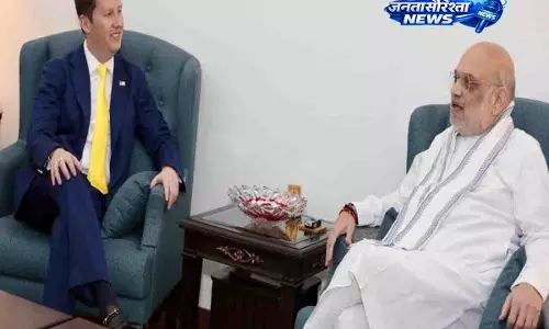 US दूत गोर और गृह मंत्री शाह ने आतंकवाद से निपटने के लिए सहयोग बढ़ाने पर चर्चा की US दूत गोर और गृह मंत्री शाह ने आतंकवाद से निपटने के लिए सहयोग बढ़ाने पर चर्चा की