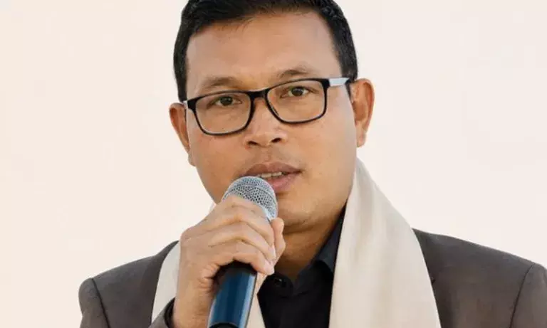 Assam: CM सरमा ने डिप्टी स्पीकर के लिए डॉ. हब्बी टेरोन को नामित किया Assam: CM सरमा ने डिप्टी स्पीकर के लिए डॉ. हब्बी टेरोन को नामित किया