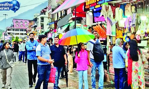 कुल्लू-मनाली में खूब बरसे बादल कुल्लू-मनाली में खूब बरसे बादल