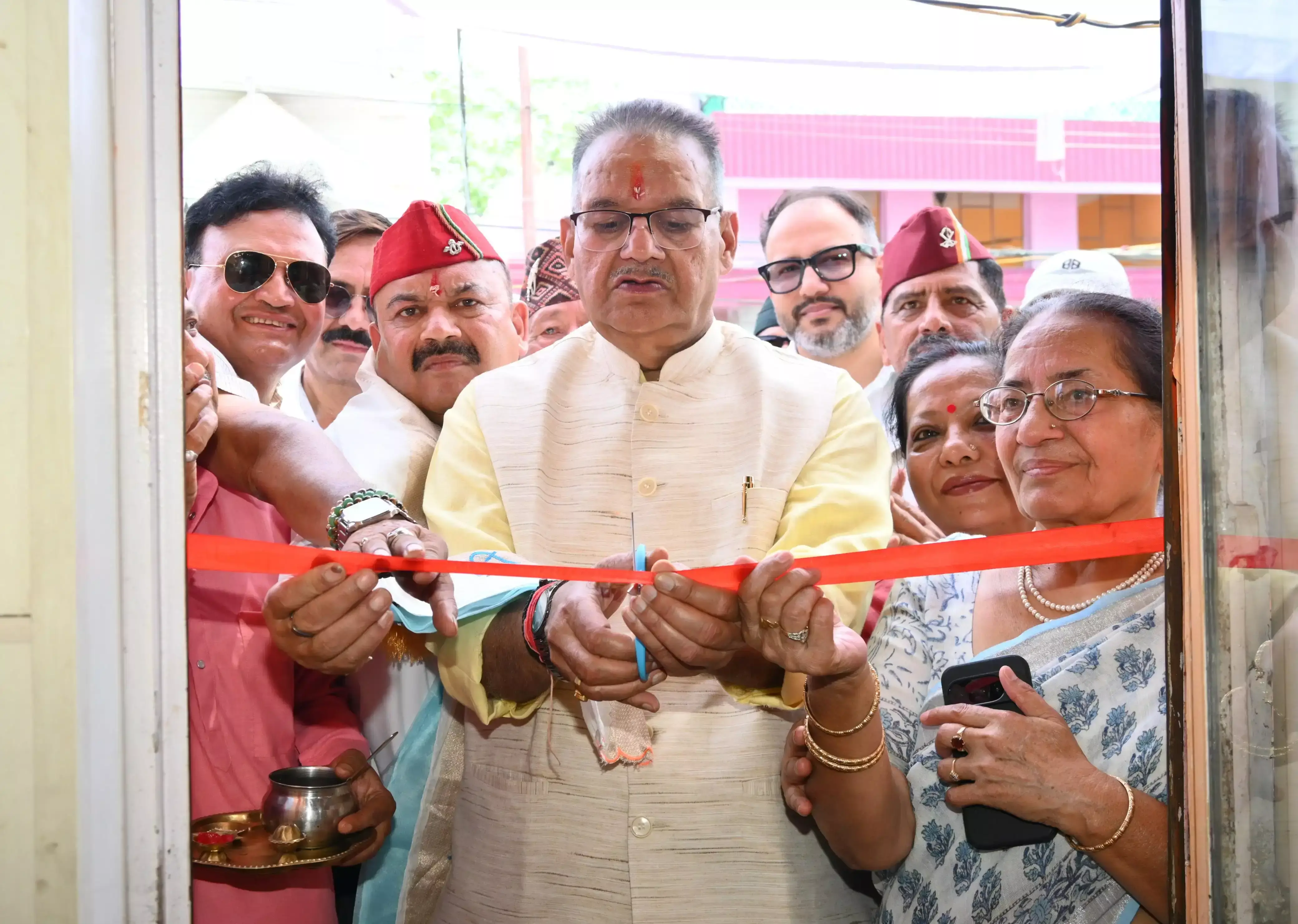 Dehradun: मंत्री जोशी ने सैनिक कल्याण परिषद कार्यालय का किया उद्घाटन