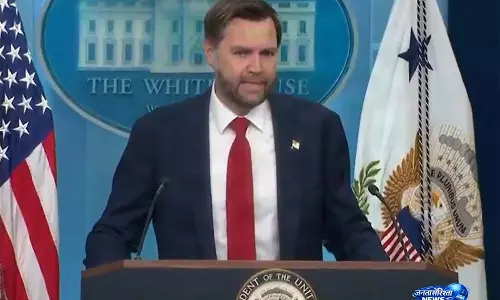 पूरी तरह से पालन करें और अपना व्यवहार बदलें: US VP वेंस ने ईरान को कड़ी चेतावनी दी