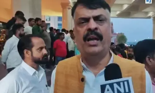 चुनाव परिणाम पर सियासी घमासान, कांग्रेस ने लगाया ‘वोट खरीद’ का आरोप, लोकतंत्र पर उठाए सवाल चुनाव परिणाम पर सियासी घमासान, कांग्रेस ने लगाया ‘वोट खरीद’ का आरोप, लोकतंत्र पर उठाए सवाल