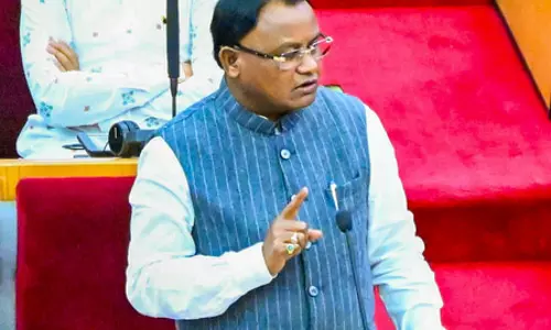ड्यूटी से गायब डॉक्टरों पर सख्ती, 128 मेडिकल अधिकारियों के खिलाफ होगी अनुशासनात्मक कार्रवाई ड्यूटी से गायब डॉक्टरों पर सख्ती, 128 मेडिकल अधिकारियों के खिलाफ होगी अनुशासनात्मक कार्रवाई