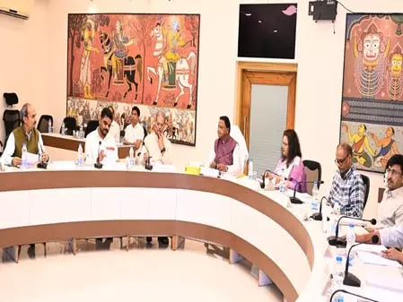 ओडिशा: 76612 करोड़ रुपए के 20 प्रोजेक्ट्स को मिली मंजूरी, 50000 से अधिक रोजगार पैदा होने की उम्मीद ओडिशा: 76612 करोड़ रुपए के 20 प्रोजेक्ट्स को मिली मंजूरी, 50000 से अधिक रोजगार पैदा होने की उम्मीद