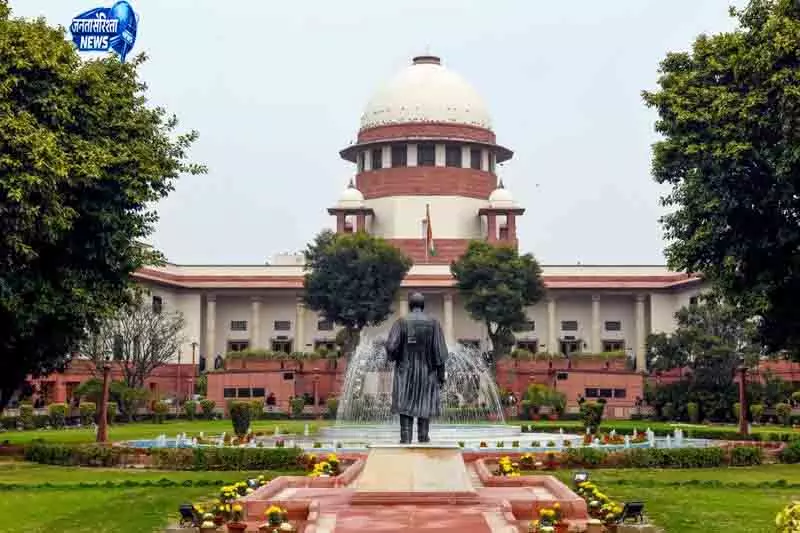 सुप्रीम कोर्ट: Punjab -Haryana हाई कोर्ट में वकीलों पर हंगामे का आरोप सुप्रीम कोर्ट: Punjab -Haryana हाई कोर्ट में वकीलों पर हंगामे का आरोप