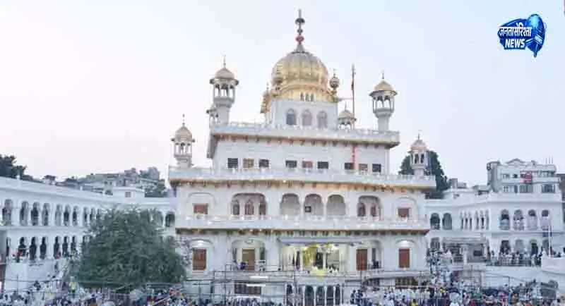 Punjab के सिख विधायकों पर अकाल तख्त की कार्रवाई Punjab के सिख विधायकों पर अकाल तख्त की कार्रवाई