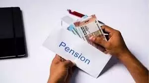 Chandigarh: सरकार ने कर्मचारियों के लिए पेंशन विकल्पों का दायरा बढ़ाया Chandigarh: सरकार ने कर्मचारियों के लिए पेंशन विकल्पों का दायरा बढ़ाया