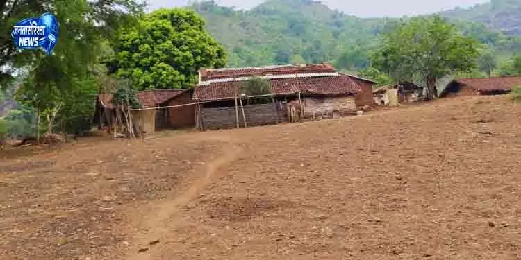 Thuamul Rampur 78 साल बाद भी तुमोनिखोल में बिजली नहीं पहुंची Thuamul Rampur 78 साल बाद भी तुमोनिखोल में बिजली नहीं पहुंची